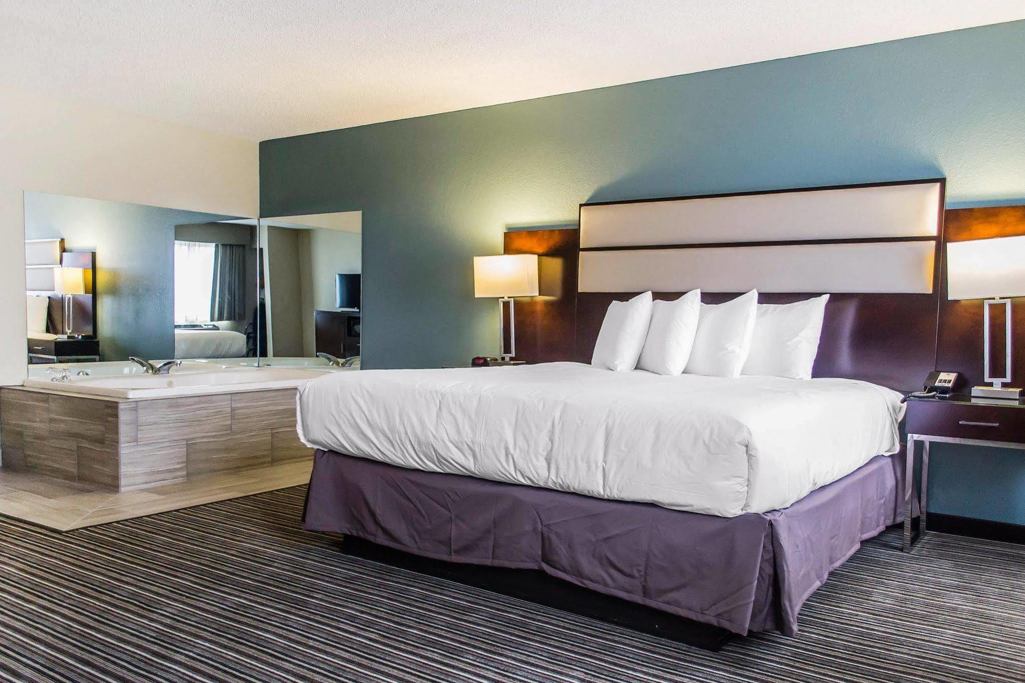 Quality Inn Streetsboro Exteriér fotografie